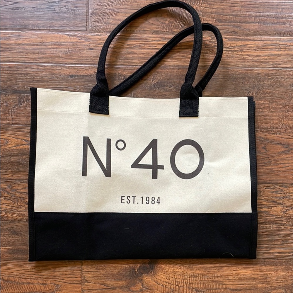 No 40 born 1984 bday tote